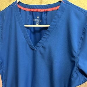 Women’s scrub top